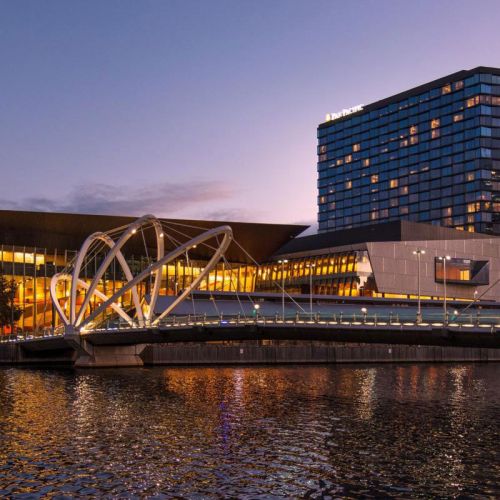 Exterior view of the Pan Pacific hotel, Melbourne